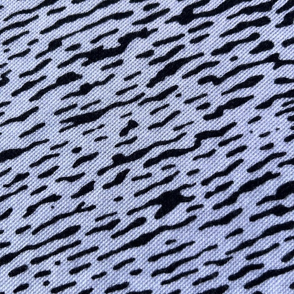 Lacoste L!VE Polo Shirt all over black print on white Lacoste Size 4 Medium - Picture 5 of 10